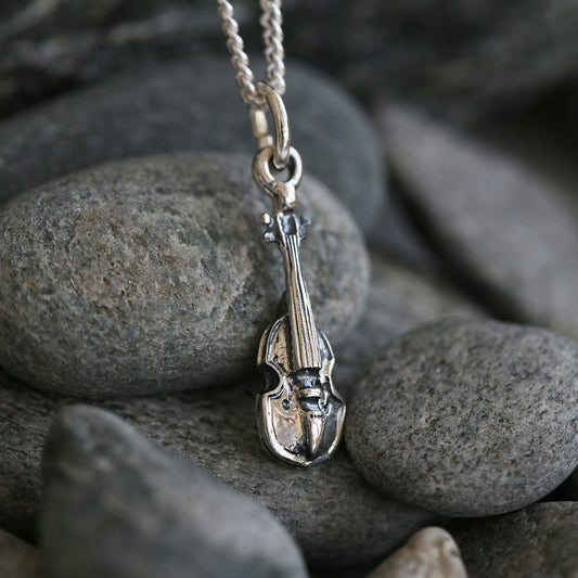Sheila Fleet: John Rae's Fiddle petite pendant in sterling silver
